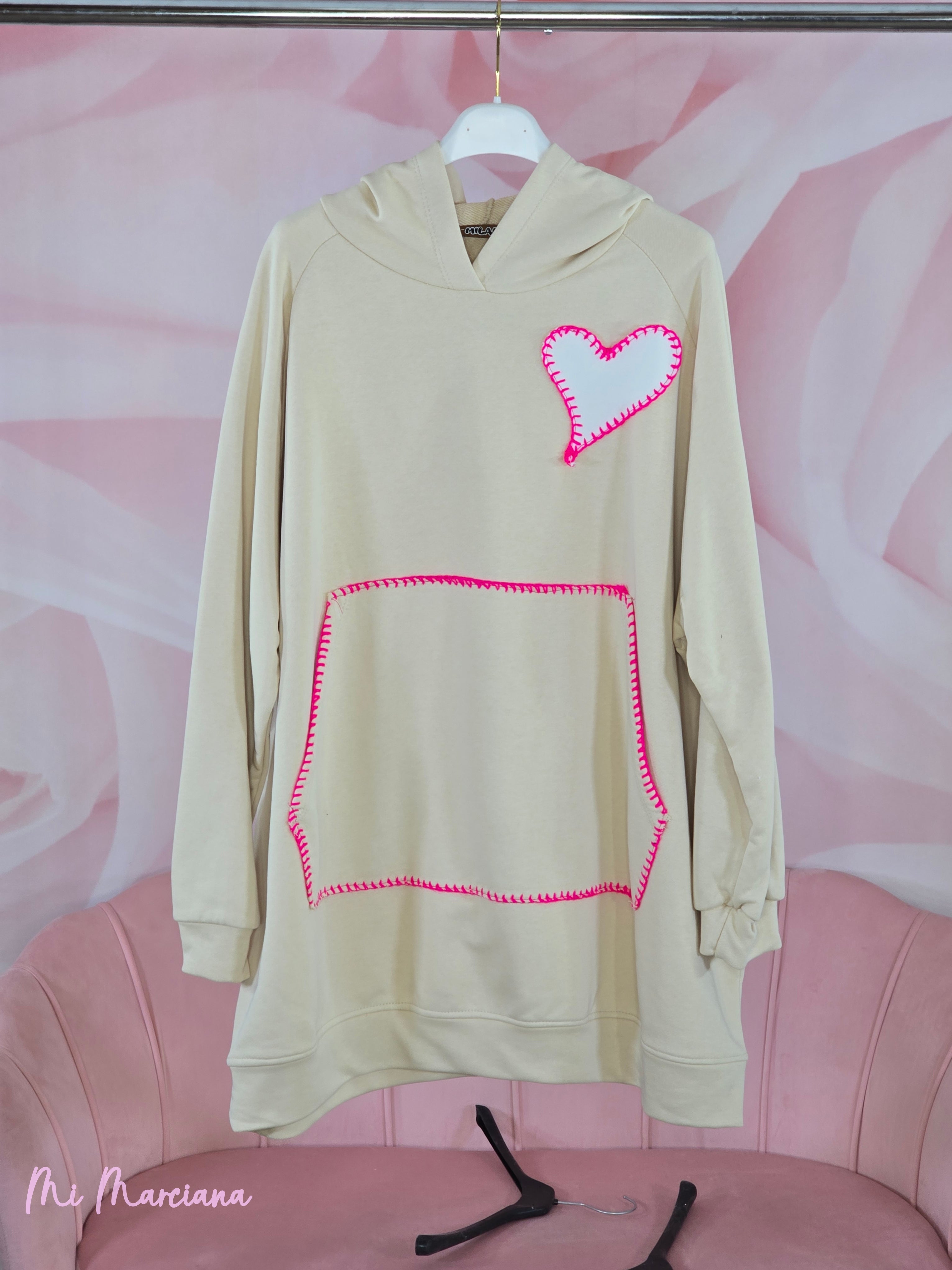 MAXI SUDADERA/VESTIDO CORAZÓN PARCHE