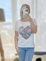 T-SHIRT BIANCA CON FIORI A CUORE