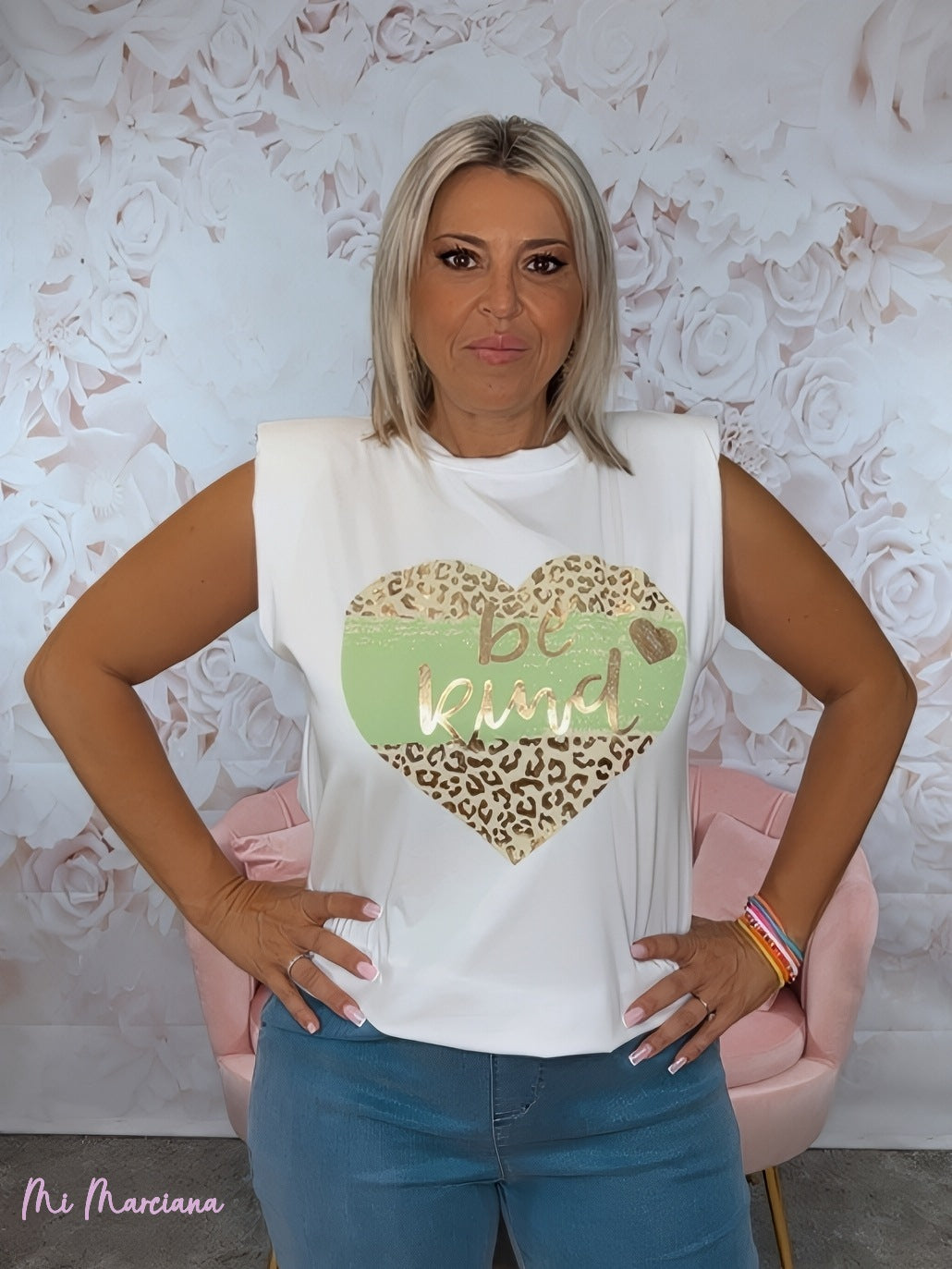 CAMISETA HOMBRERAS CORAZÓN ANIMAL PRINT VERDE