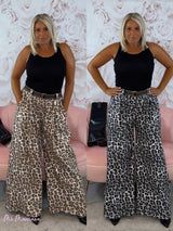 PANTALÓN ANCHO PINZAS ANIMAL PRINT