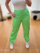 PANTALONE CARGO IN RASO STROPICCIATO VERDE FLUO