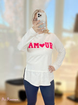 SUDADERA AMOUR FELPA BLANCA CON BAJO CAMISA