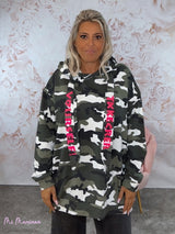 SUDADERA OVERSIZE CAMUFLAJE LETRAS FLÚOR