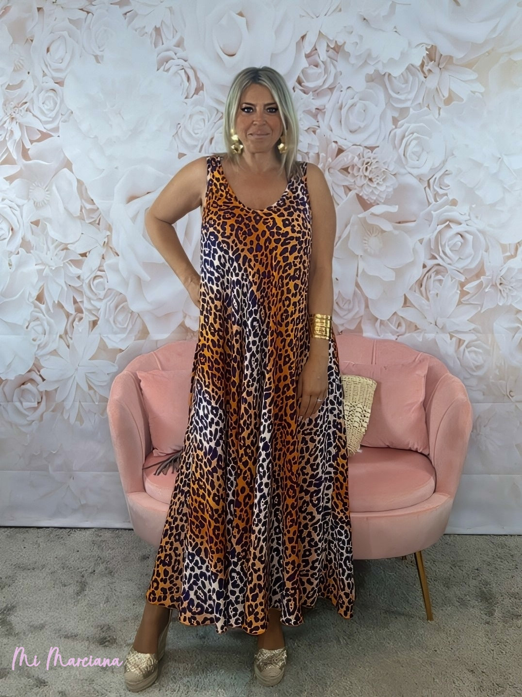 VESTIDO ANIMAL PRINT ESCOTE PICO MORADO