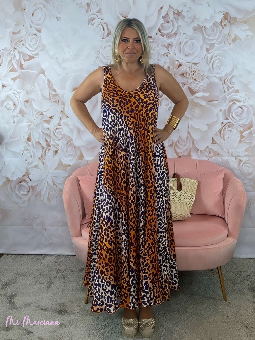 VESTIDO BEGE COM DECOTE EM V ESTAMPADO ANIMAL