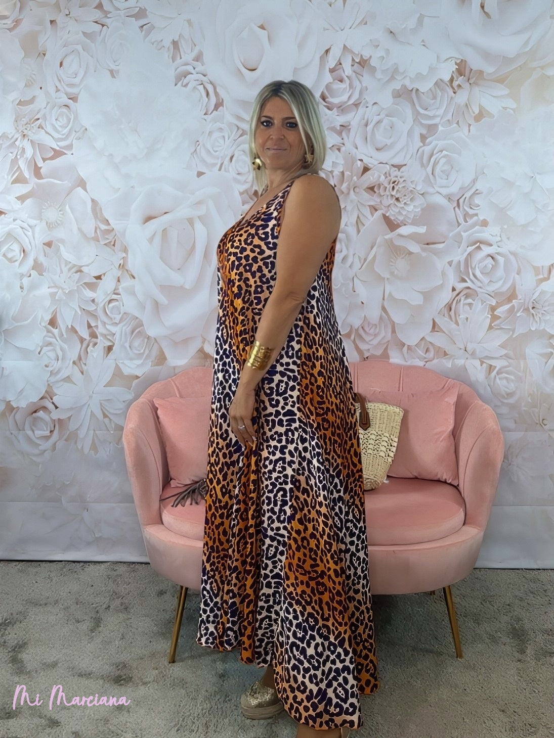 VESTIDO BEGE COM DECOTE EM V ESTAMPADO ANIMAL