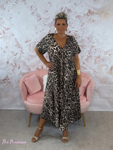 VESTIDO OVERSIZE ANIMAL PRINT ESCOTE PICO MANGAS