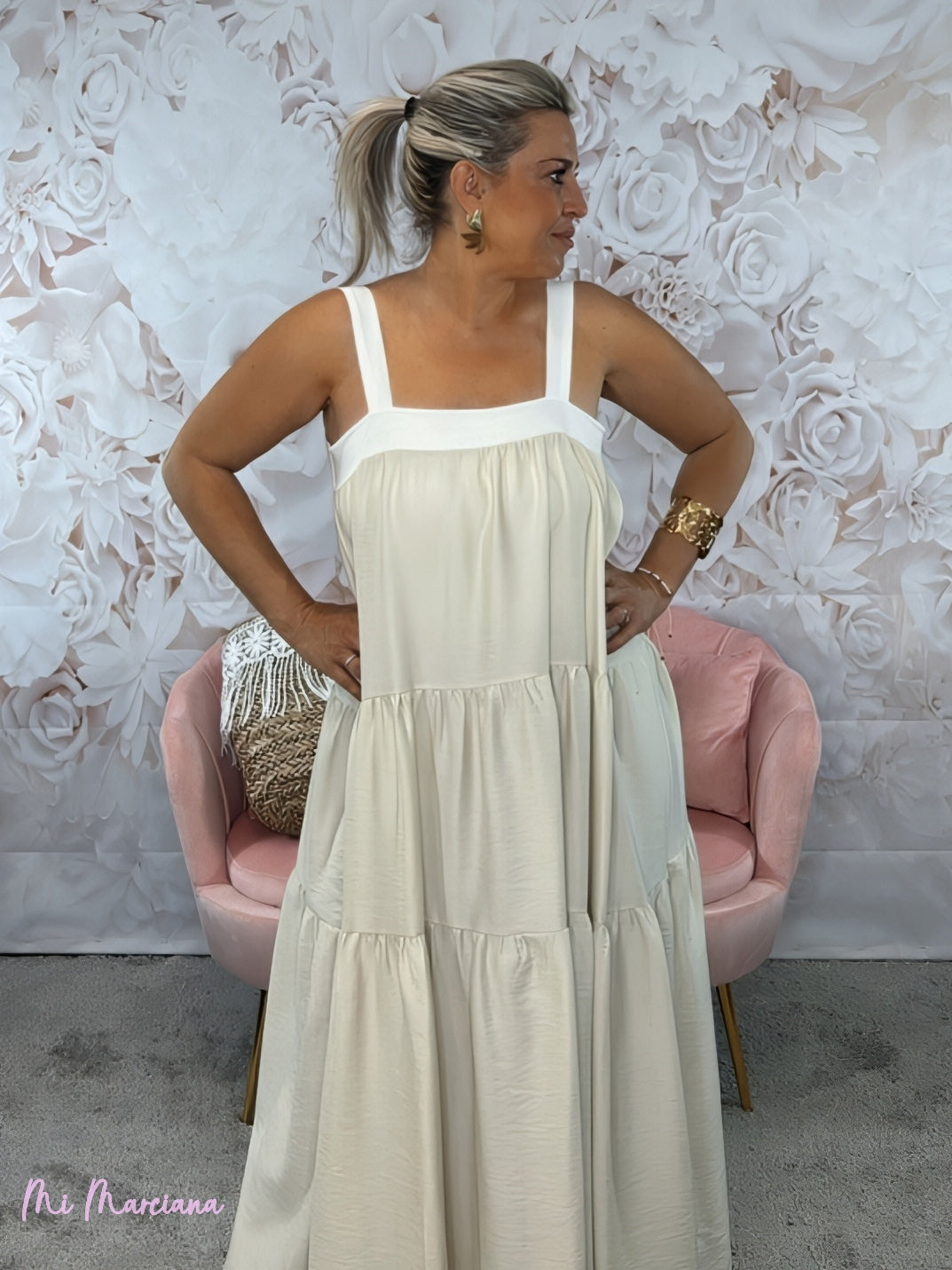 VESTIDO BEGE COM ALÇAS LAÇO