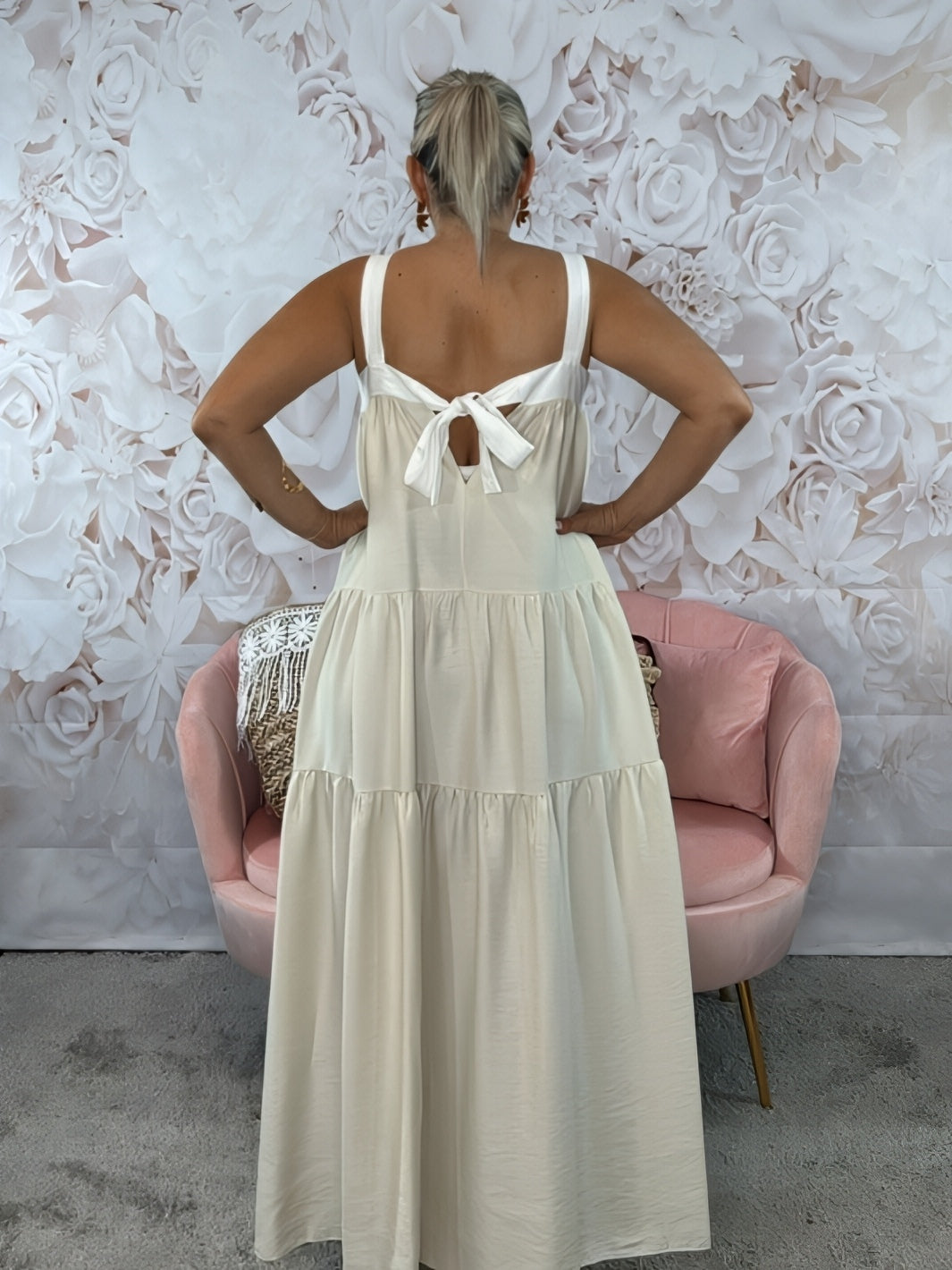 VESTIDO TIRANTES LAZO BEIGE